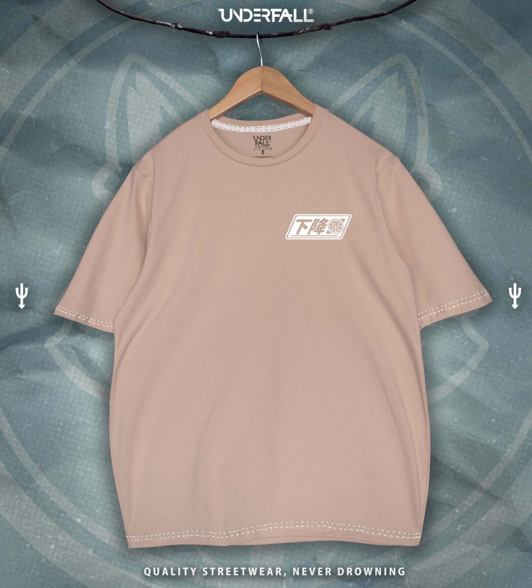 camiseta / UF basic cream