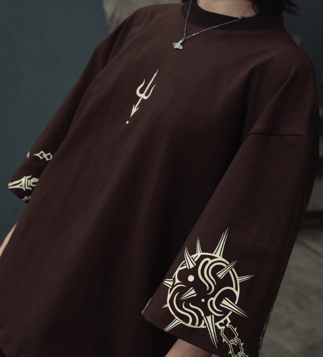 Camiseta / Unchained (PRE VENTA)