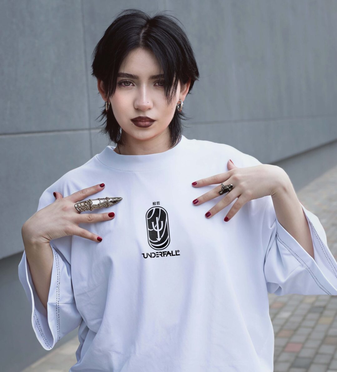 Camiseta / HANNYA