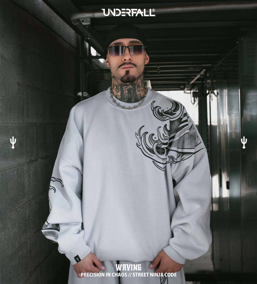 CREWNECK / WAVING